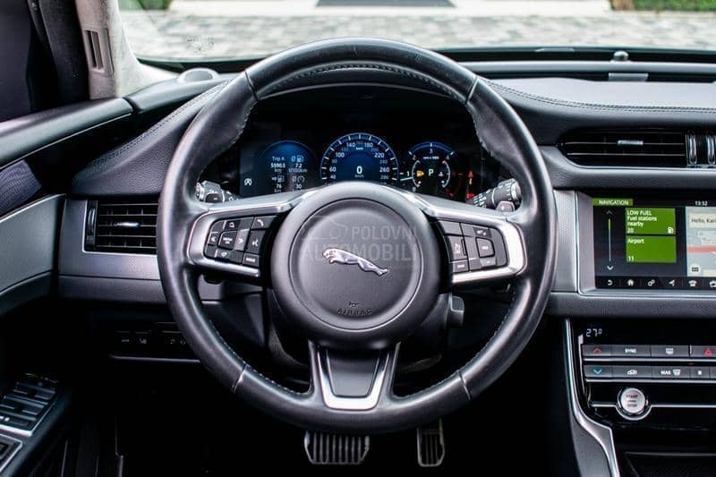 Jaguar XF 20d AWD