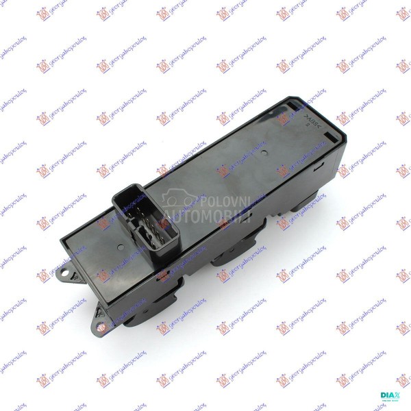 PREKIDAC U PREDNJIM VRATIMA (4