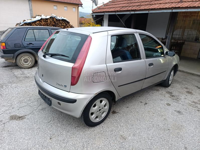Fiat Punto 1.2 .8.v