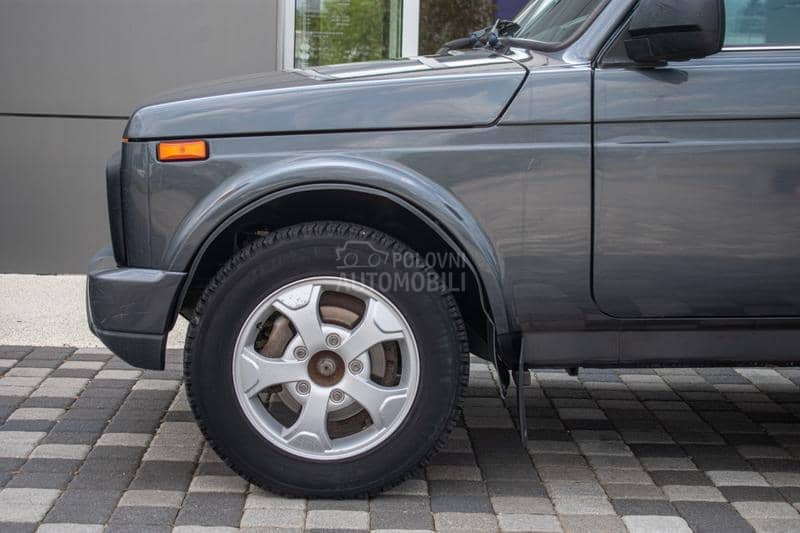 Lada Niva 1.7 Urban 4X4