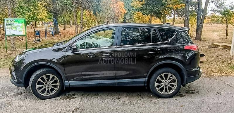 Toyota RAV 4 ORIGINAL KM-Active