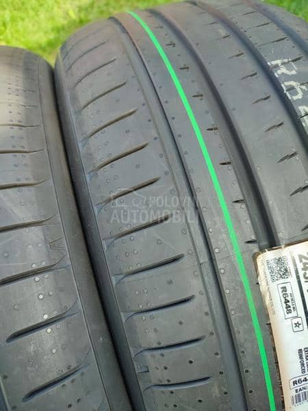 Yokohama 245/45 R18 Letnja
