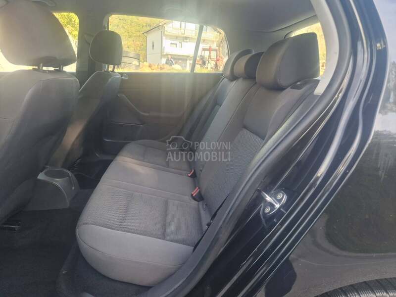 Volkswagen Golf 5 N.OV