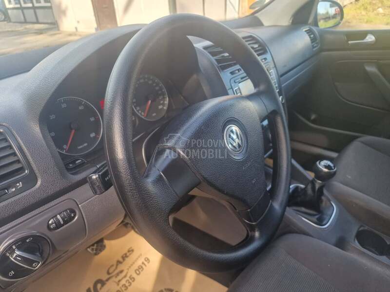 Volkswagen Golf 5 N.OV