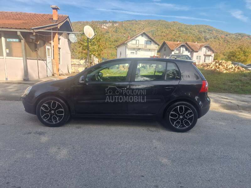 Volkswagen Golf 5 N.OV