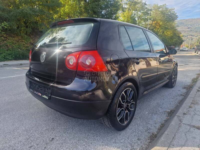 Volkswagen Golf 5 N.OV
