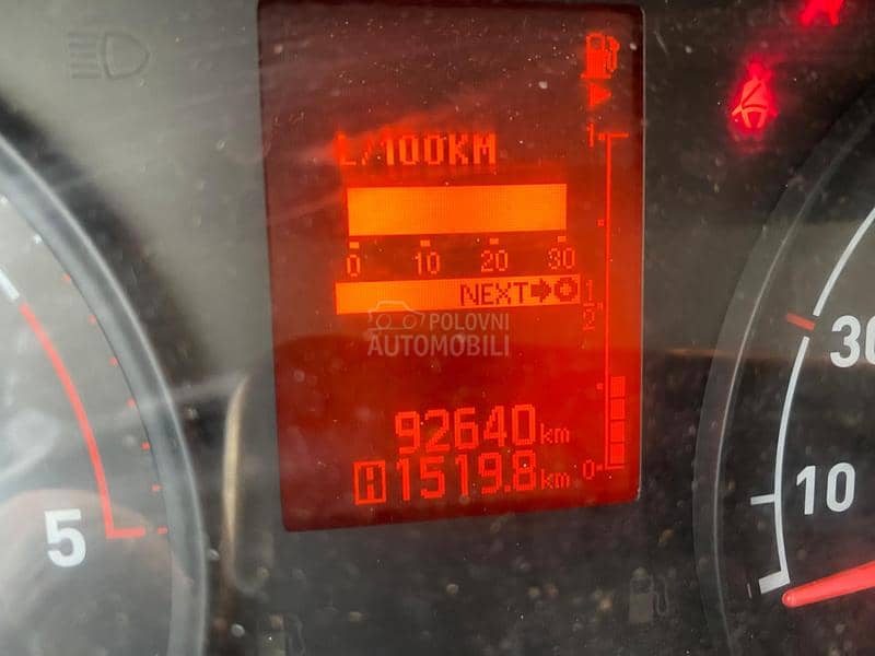 Renault Maxity 150 DXi