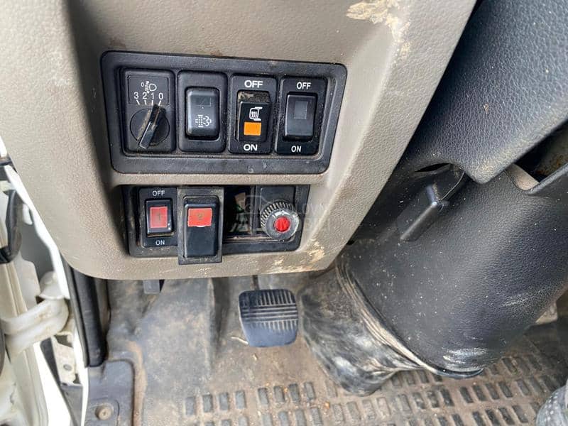 Renault Maxity 150 DXi