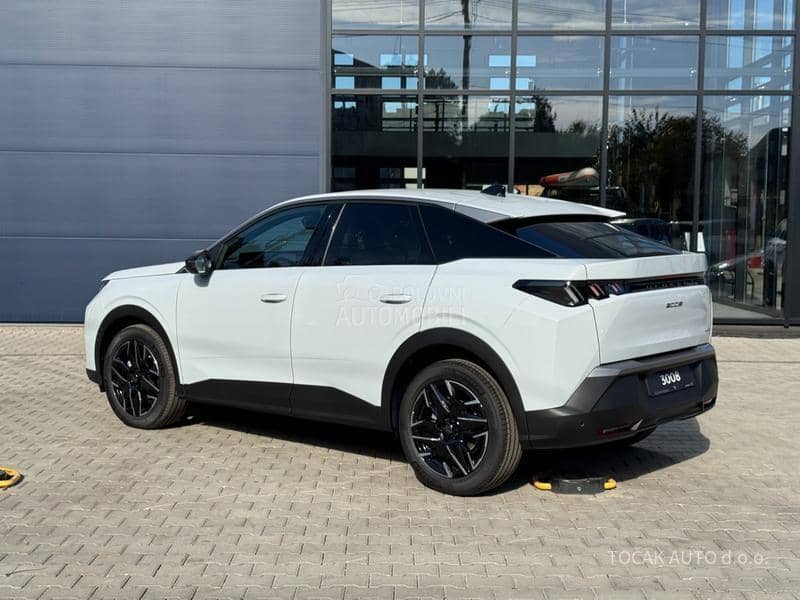 Peugeot 3008 HY Allure 136
