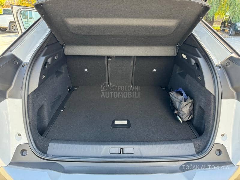 Peugeot 3008 HY Allure 136