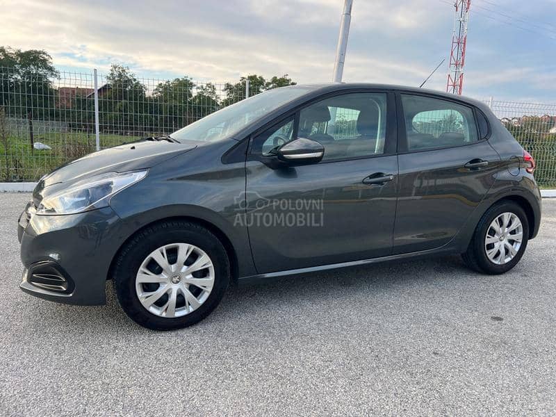 Peugeot 208 1.2