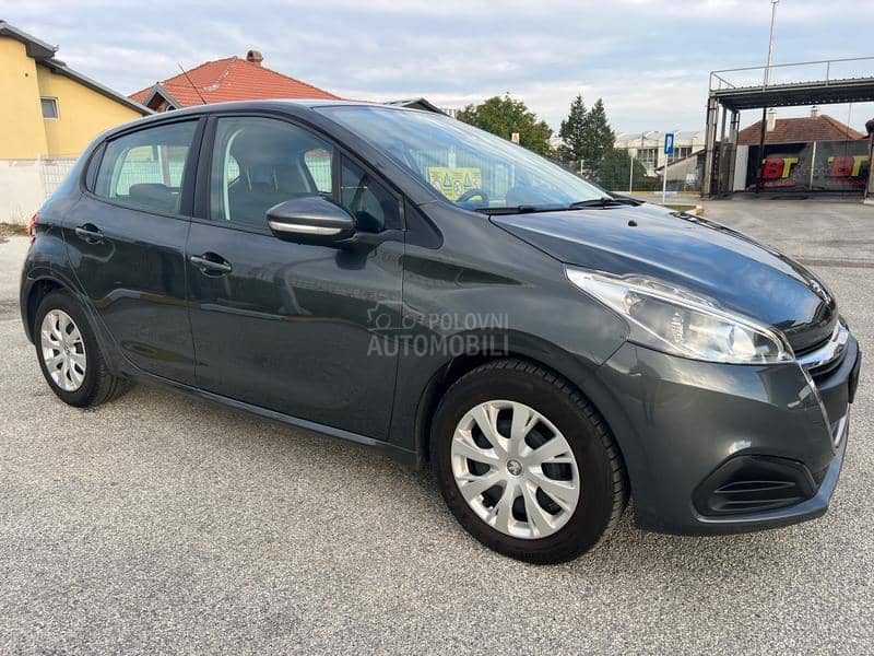 Peugeot 208 1.2
