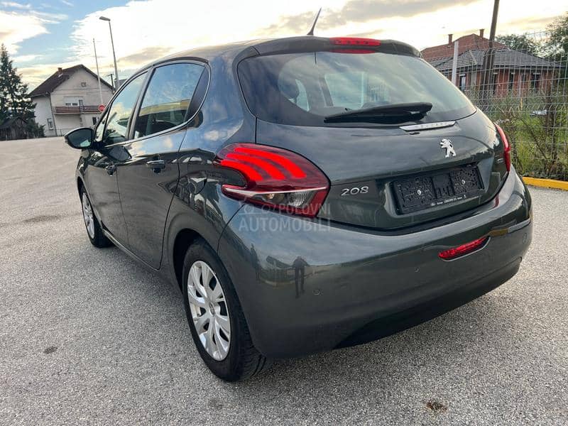 Peugeot 208 1.2