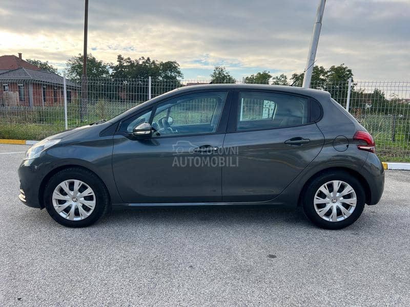 Peugeot 208 1.2