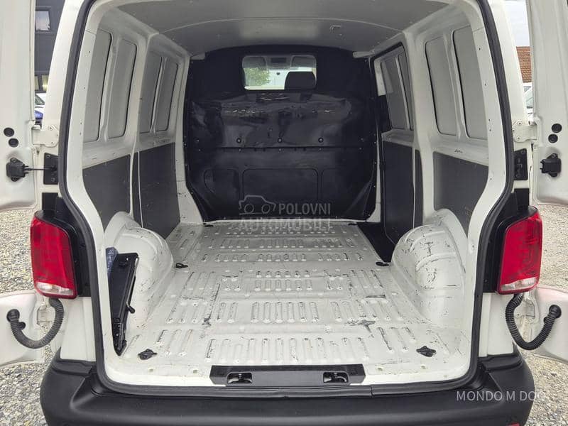 Volkswagen Transporter T6 2.0 TDI L1H1