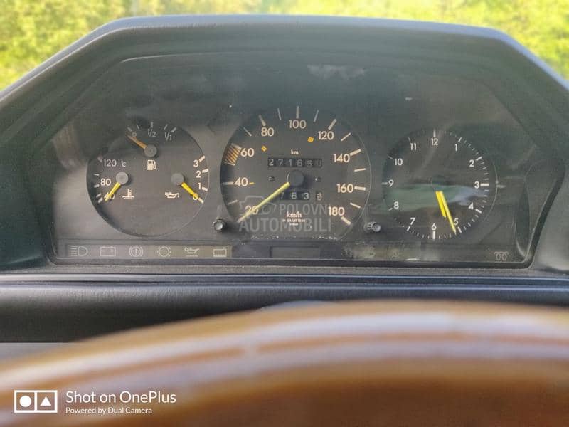 Mercedes Benz 123, 200D