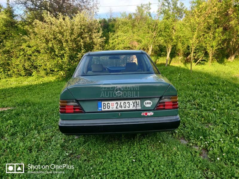 Mercedes Benz 123, 200D