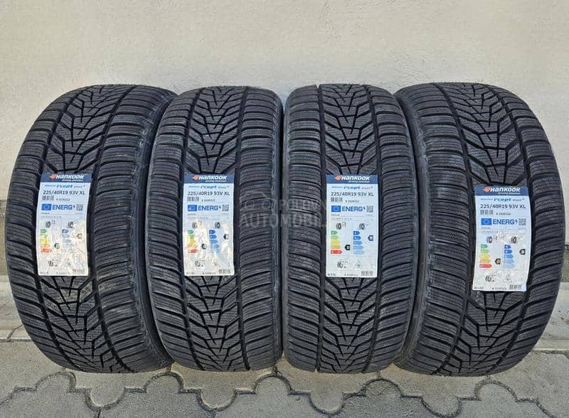 Hankook 225/40 R19 Zimska