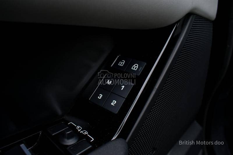 Land Rover Range Rover Velar SE D200