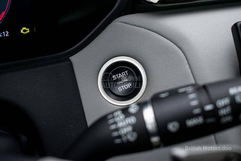 Land Rover Range Rover Velar SE D200