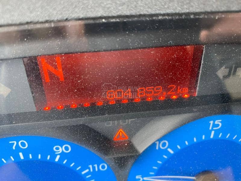 Renault Premium DCi 270