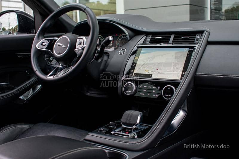 Jaguar E-Pace P 160