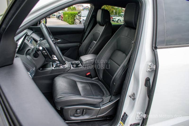 Jaguar E-Pace P 160