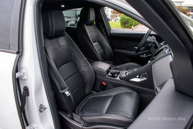 Jaguar E-Pace P 160