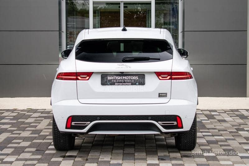 Jaguar E-Pace P 160