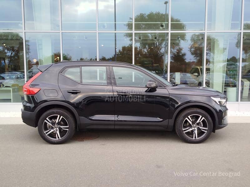 Volvo XC40 T2 PLUS DARK A/T