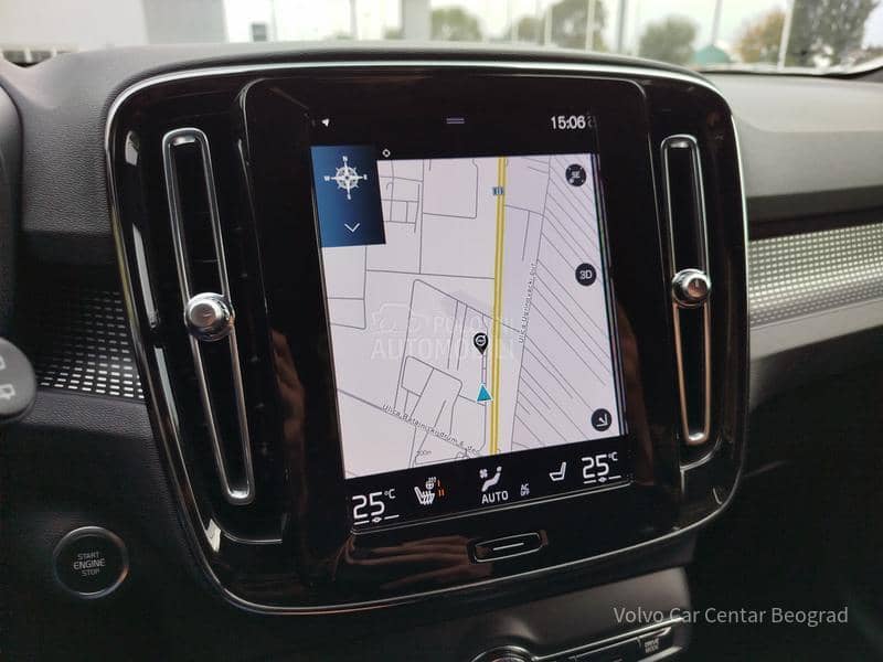 Volvo XC40 T2 PLUS DARK A/T