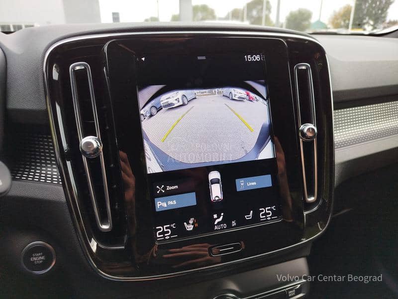 Volvo XC40 T2 PLUS DARK A/T