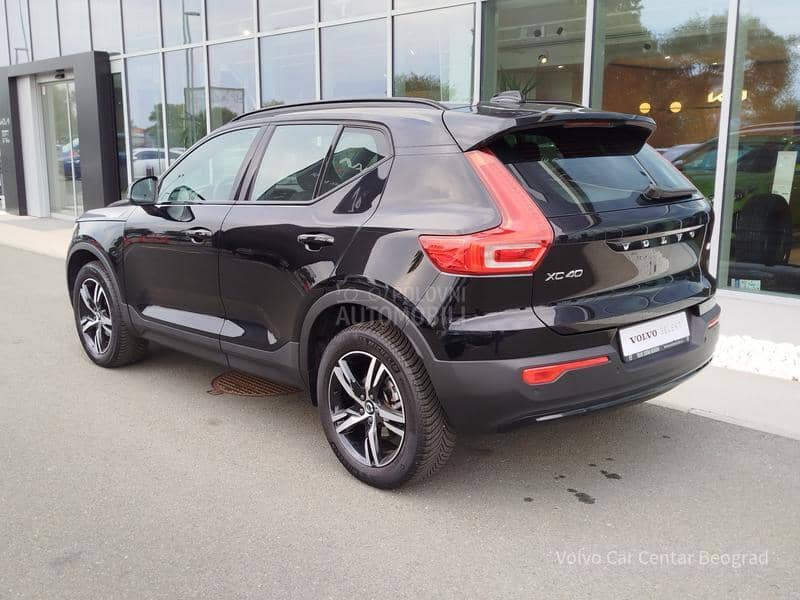 Volvo XC40 T2 PLUS DARK A/T