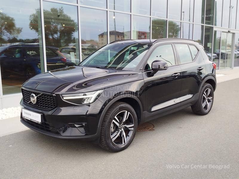 Volvo XC40 T2 PLUS DARK A/T