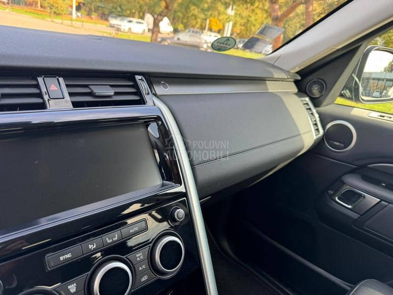 Land Rover Discovery HSE MATRIX