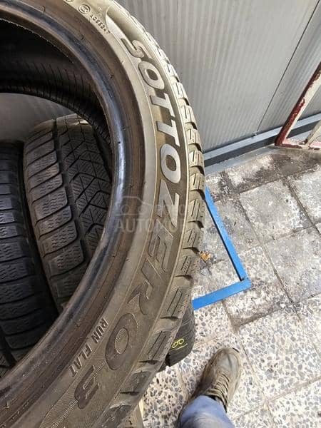 Pirelli 225/45 R18 Zimska