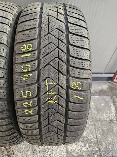 Pirelli 225/45 R18 Zimska