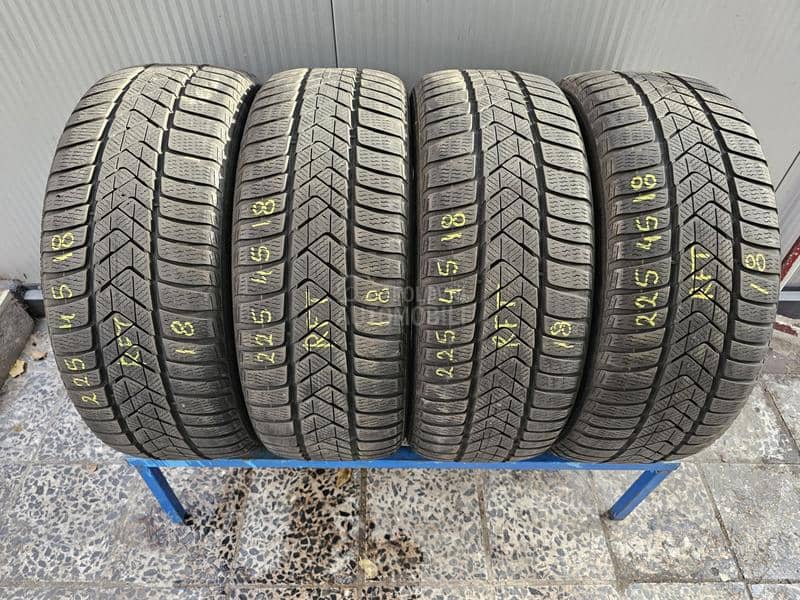 Pirelli 225/45 R18 Zimska