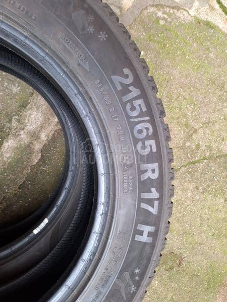 Semperit 215/65 R17 Zimska