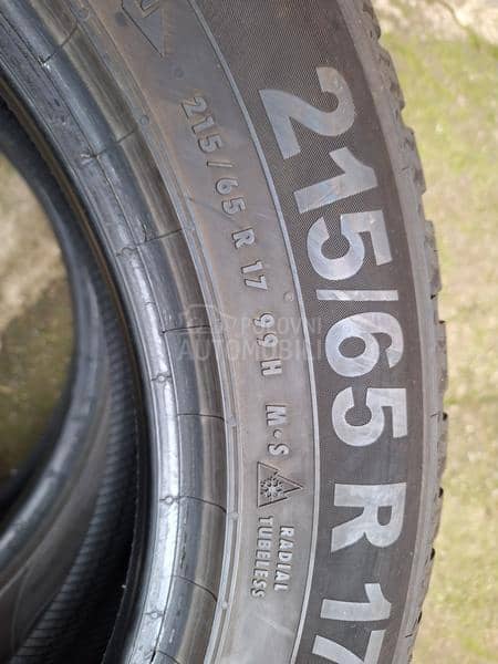 Semperit 215/65 R17 Zimska