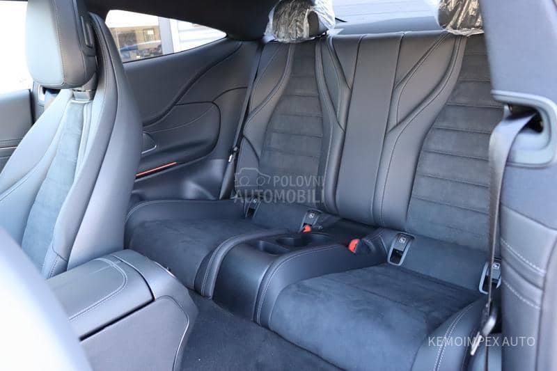 Mercedes Benz CLE 300 4M Coupe AMG