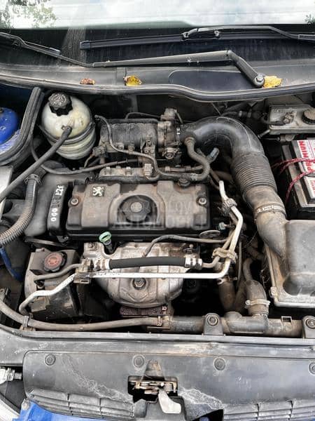Peugeot 206 1,1