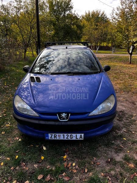 Peugeot 206 1,1