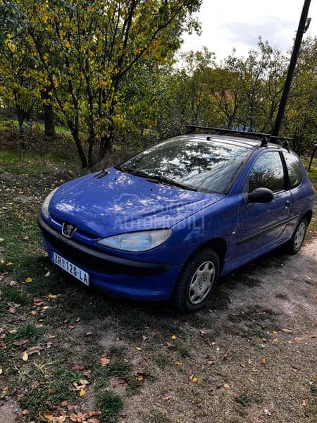 Peugeot 206 1,1