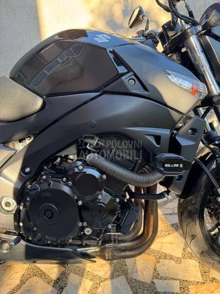 Suzuki GSR 600