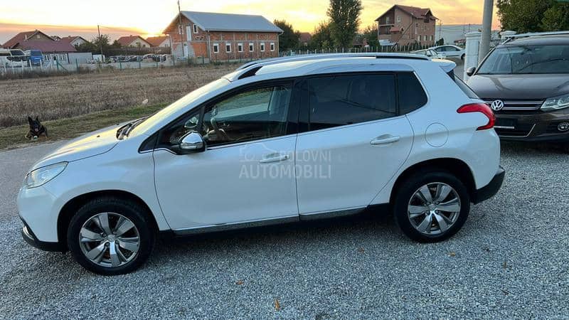 Peugeot 2008 1.6 eHdi Allure Peugeot 2008 1.6 eHdi Allure