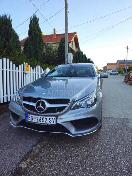 Mercedes Benz E 200 