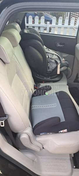 Nissan Qashqai + 2 2.0dCi 4X4