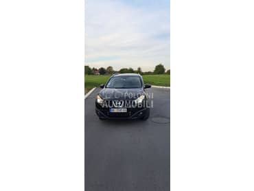 Nissan Qashqai + 2 2.0dCi 4X4
