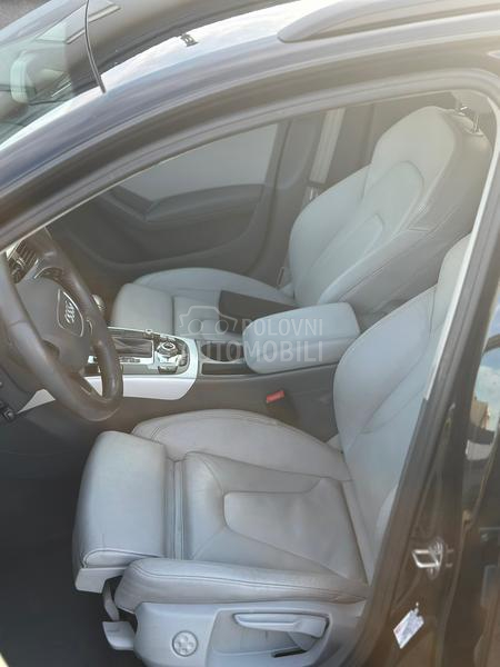 Audi A4 quattro s tronic